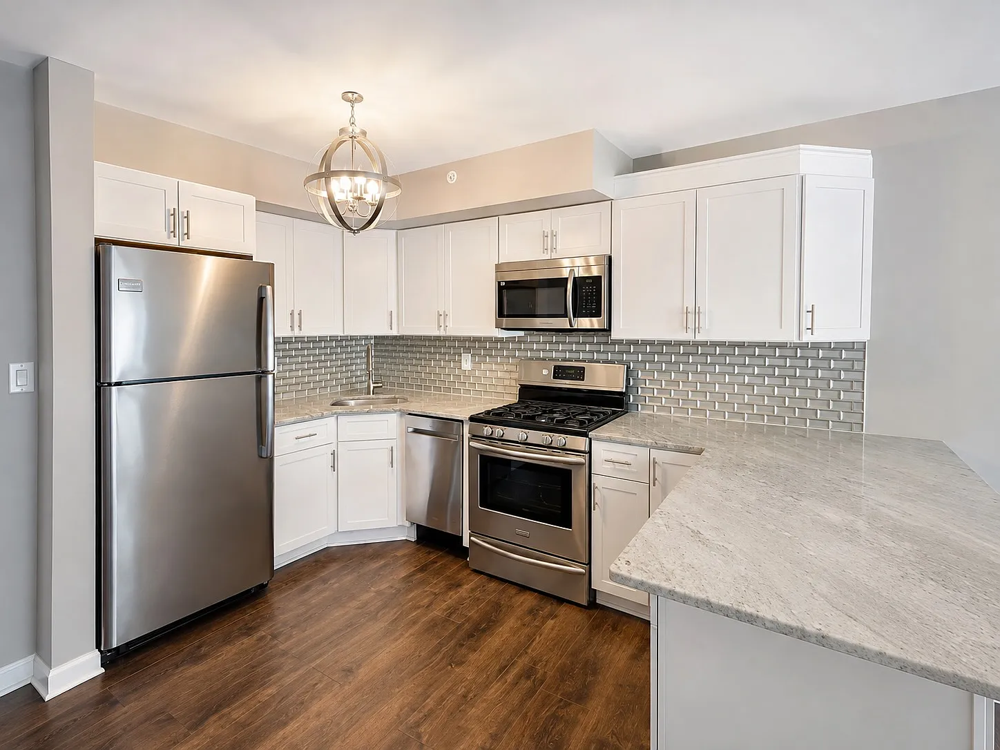1 bed, 627 sqft, $2,275 — Photo 2