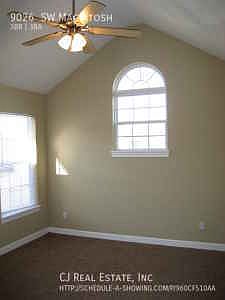 4th image of 9026 SW Macintosh Dr