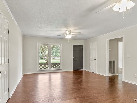 5th image of 7509 52nd St