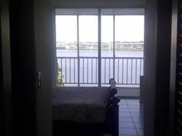 1301 Miami Gardens Dr #314W, Miami, FL 33179