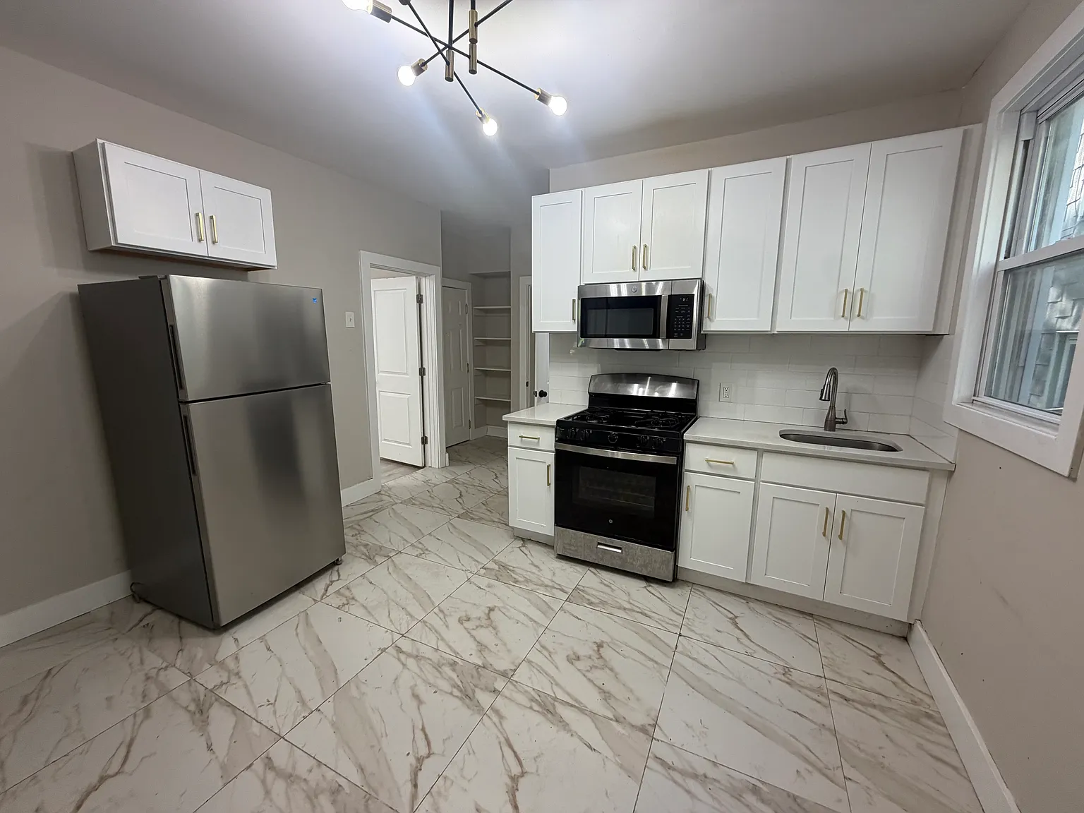 275 Liberty Ave — Photo 1
