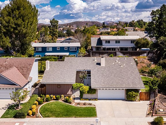 2nd image of 190 Ensenada Ave