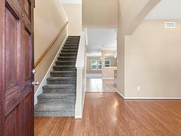 11822 Green Willow Falls Dr — Photo 2
