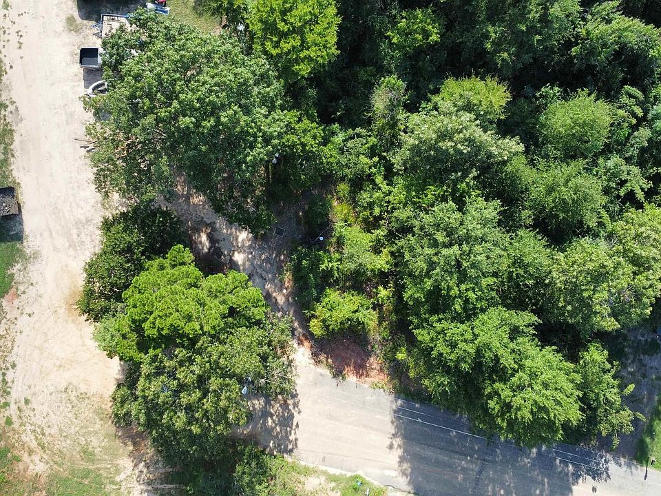 2nd image of 339 Fairway Ave