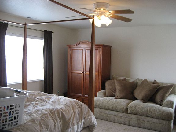 Master bed with walk-in closet 
