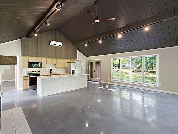 4th image of 259 Big Eddy Rd