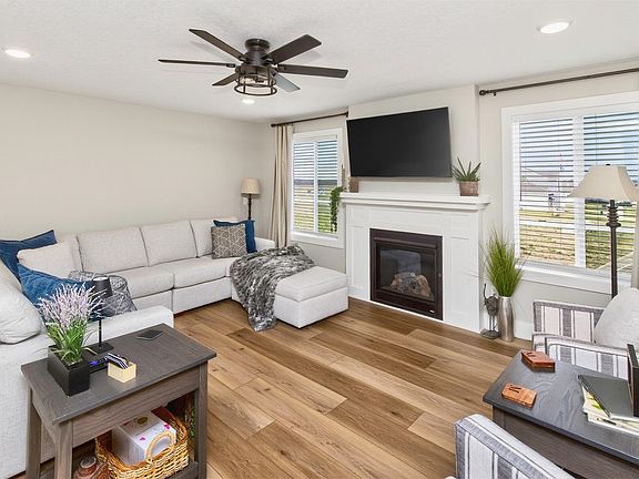 3rd image of 2920 Yordi Dr
