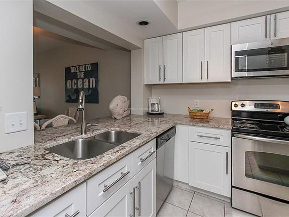 3rd image of 21 S Forest Beach Dr APT 232