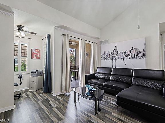 3rd image of 1872 Concordia Lake Cir Unit 208