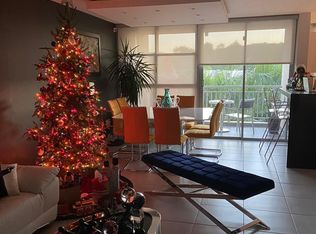 70 Alamanda St #5, Guaynabo, PR 00968