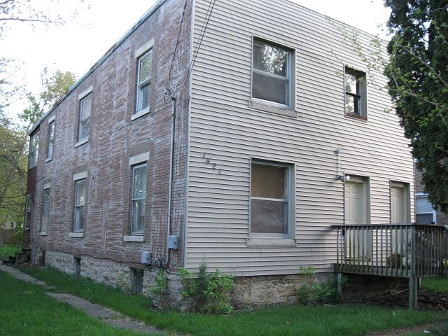 1st image of 1421 16th Ave #2