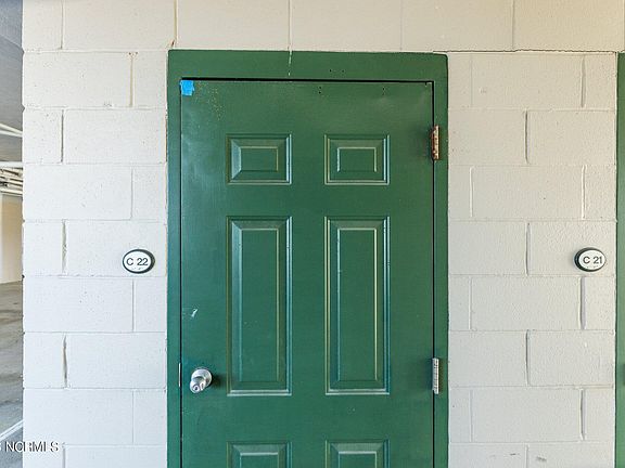 5th image of 150 Lands End Court #C22