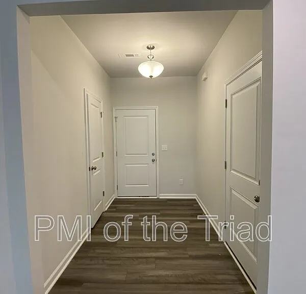 4006 Beckton Trl — Photo 3