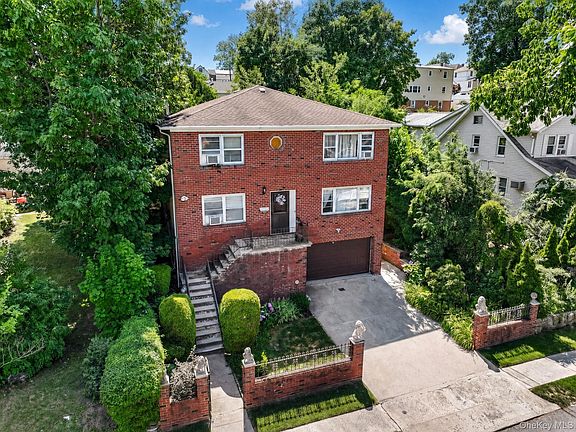 2nd image of 33 Westerly Street