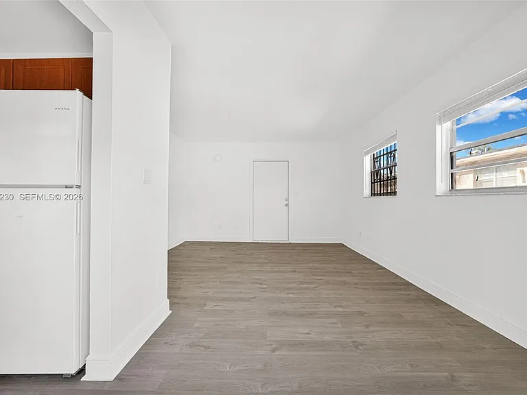 8295 NE Miami Ct #4 — Photo 20