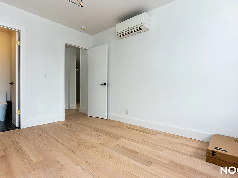 98 Moore St #3F — Photo 13