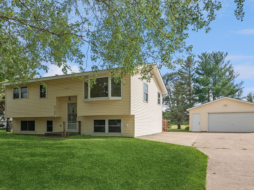 1st image of 2120 Deerwood Ln NE