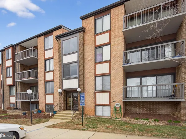 9718 Kingsbridge Dr APT 103, Fairfax, VA 22031