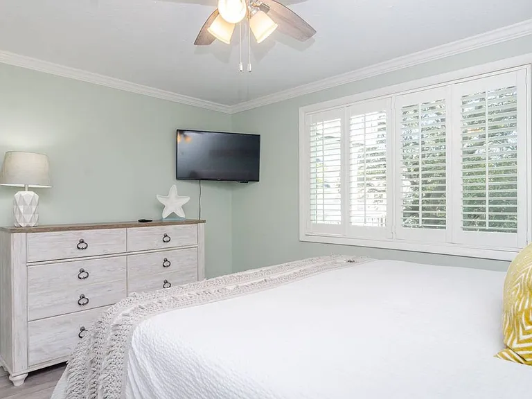 2302A Surfrider Cir — Photo 14