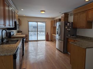 15983 Meadowood Ave, Southfield, MI 48076