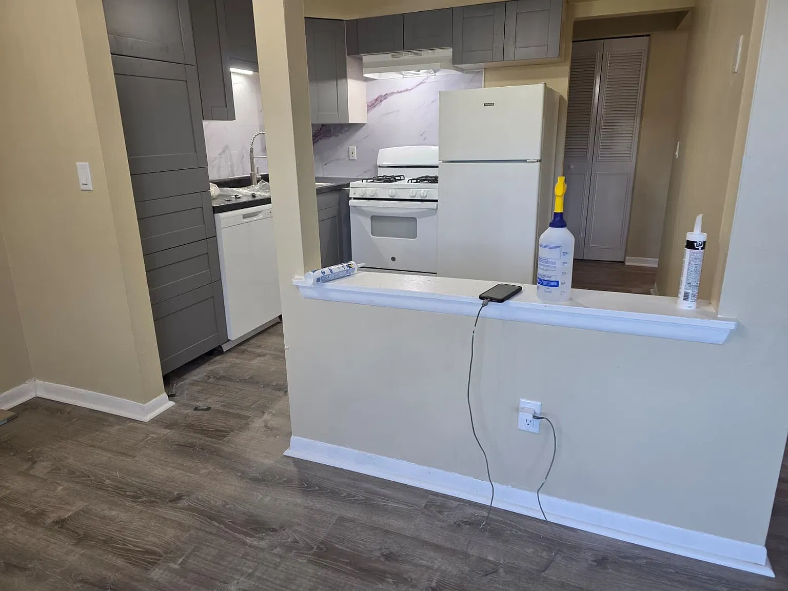 2 bed, 1055 sqft, $1,500 — Photo 2