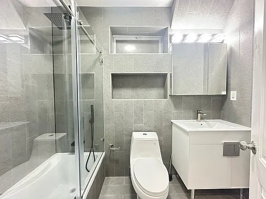 Rented by Dream Space Realty | media 4
