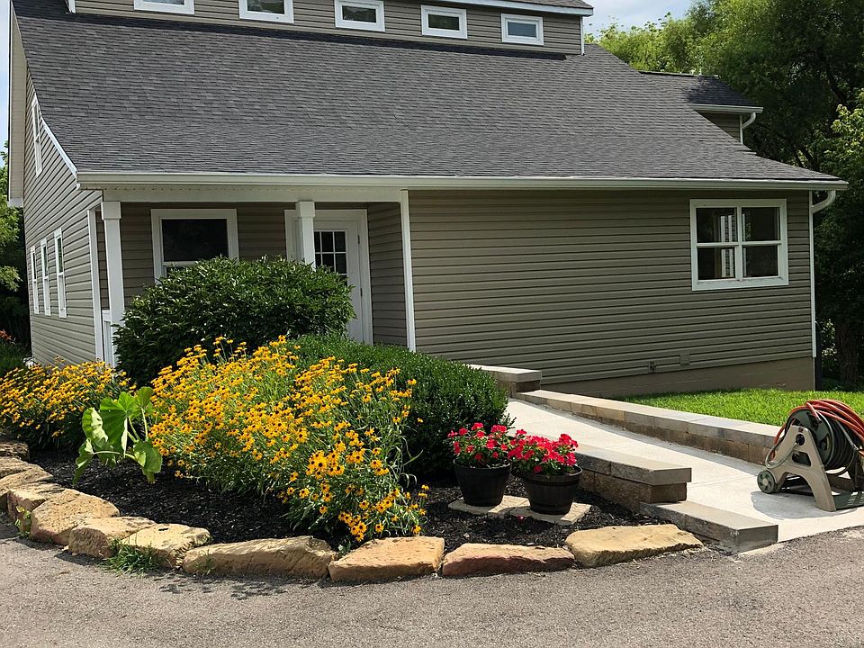 Front entrance off customer parking lot