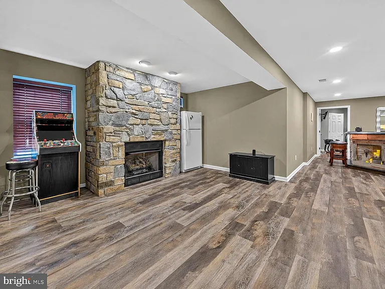 8147 Cancun Ct — Photo 46