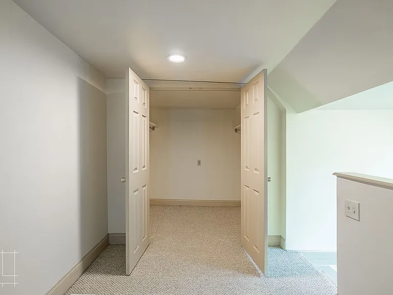 83 King Ave — Photo 48