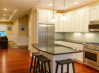 776 E 4th St #1, South Boston, MA 02127
