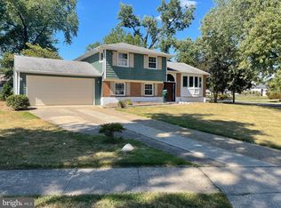 1 Sleepy Hollow Rd, Stratford, NJ 08084