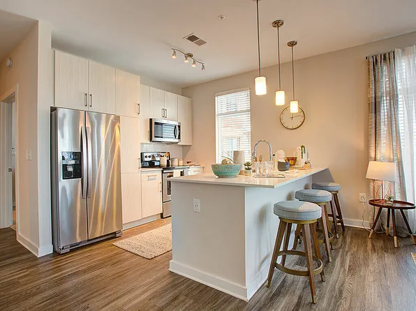 Caroline, 99 Westedge St Unit 428, Charleston, SC 29403