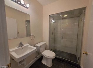 31-33 Market St #302, Morristown, NJ 07960