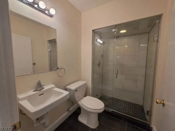 31-33 Market St #302, Morristown, NJ 07960