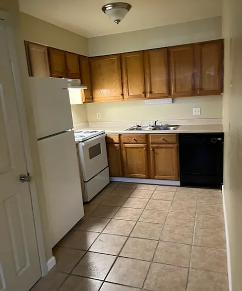 389 Corisande Hill Rd #6 — Photo 1
