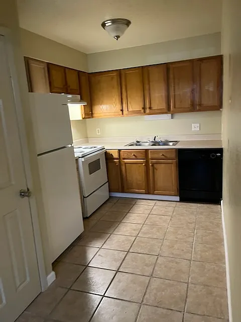 389 Corisande Hill Rd #6