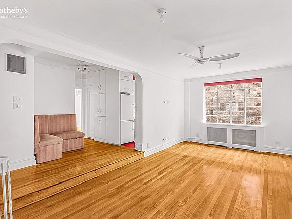 3rd image of 29 W 65th St APT 2F