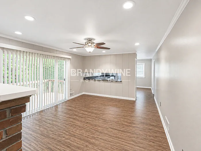 4520 Dorset Cir — Photo 11