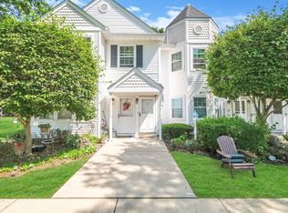 2 Country View Ln #2, Middle Island, NY 11953