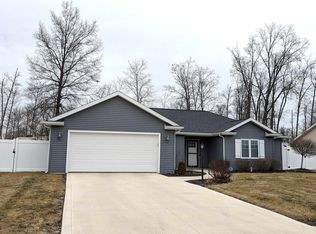1577 Serenity Trl, Bluffton, IN 46714