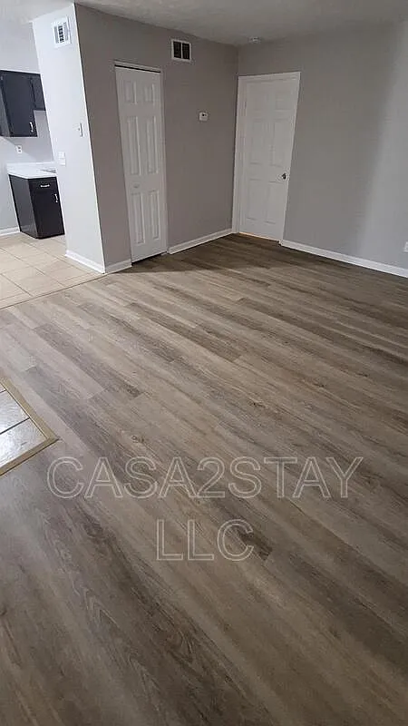 1 bed, 1.0 bath, $675 — Photo 3