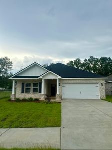 98 Spooner St, Defuniak Springs, FL, 32433