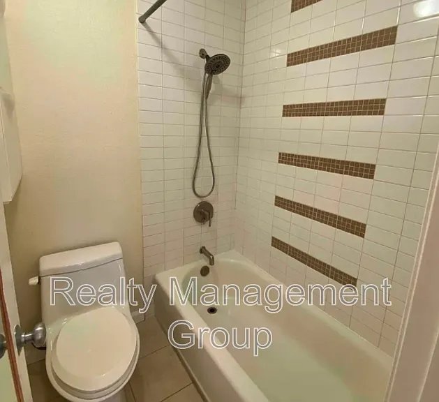 3520 Lebon Dr #5301 — Photo 16