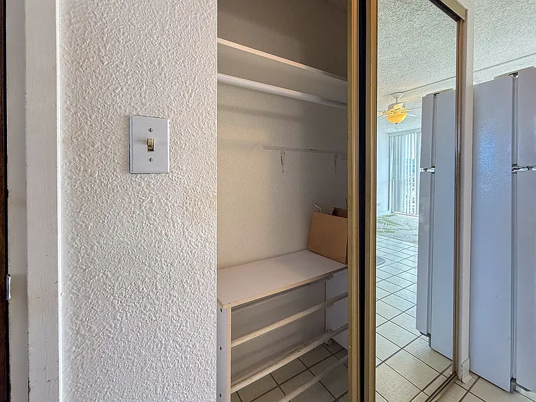 2211 Ala Wai Blvd #2805 — Photo 6