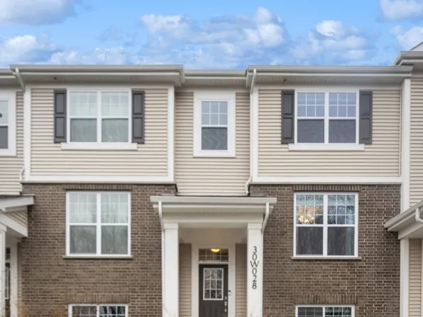 30W028 Brayman Ct, Naperville, IL 60563