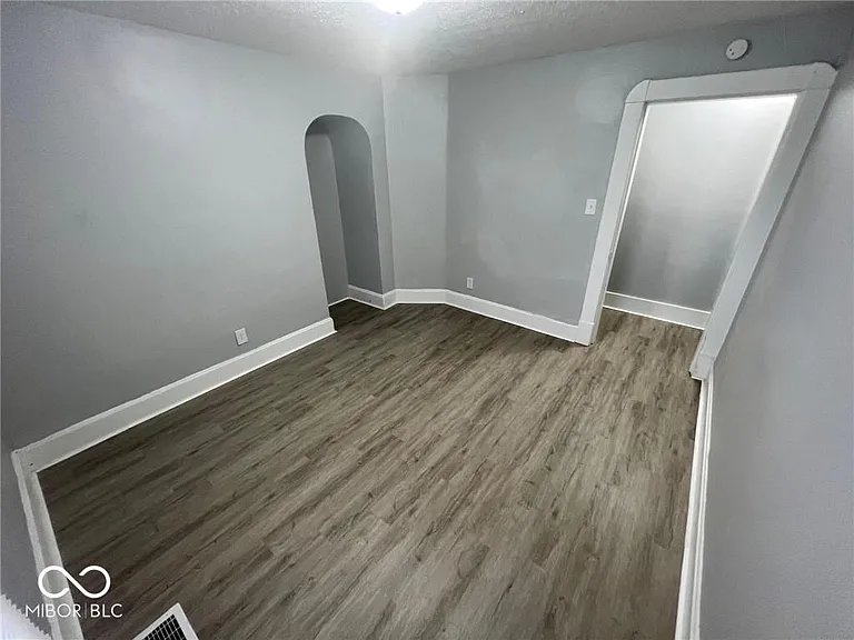 1038 N Tuxedo St #B — Photo 9
