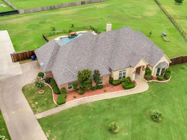 3133 Belmont Ln, Terrell, TX 75160