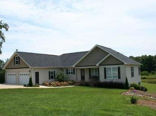 266 Fieldstone Dr, Mount Airy, GA 30563