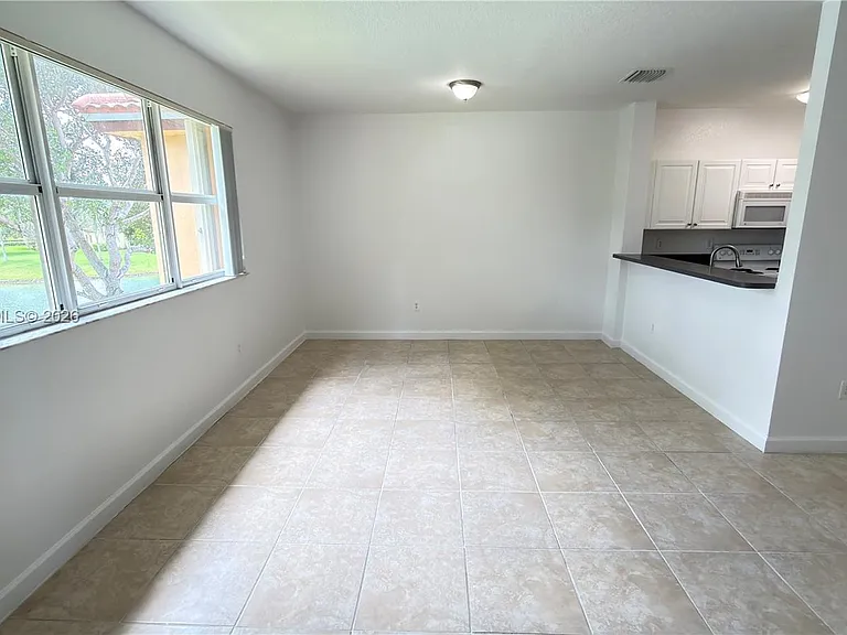 3390 NE 13th Circle Dr #206-19 — Photo 24