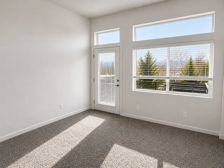 2788 Plumas St — Photo 14